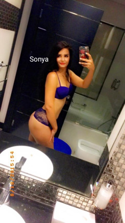 escort Sonya Dubai Escorts