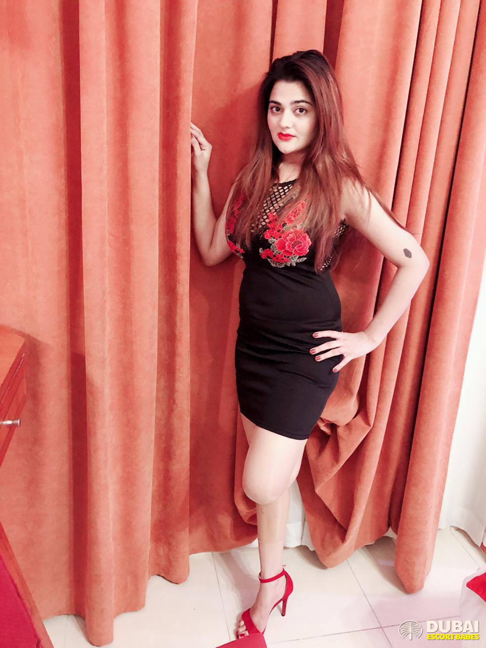 Indian Pakistani Escort Hotel Dubai Escort Deb